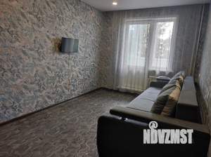 1-к квартира, посуточно, 32м2, 3/10 этаж
