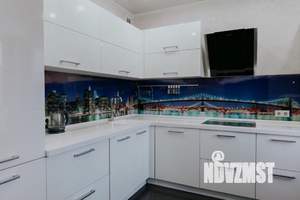 1-к квартира, посуточно, 54м2, 1/1 этаж