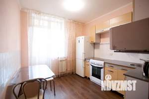 1-к квартира, посуточно, 42м2, 6/10 этаж