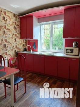 2-к квартира, посуточно, 42м2, 1/1 этаж