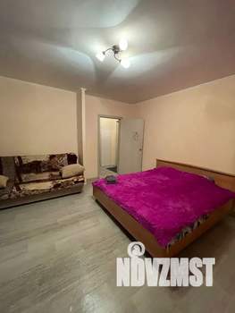 1-к квартира, посуточно, 37м2, 4/9 этаж