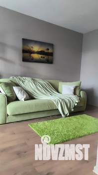 Студия квартира, посуточно, 36м2, 10/18 этаж