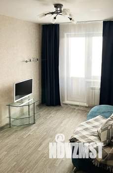 1-к квартира, посуточно, 40м2, 17/24 этаж