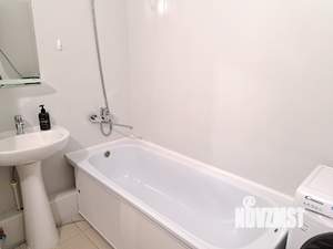 Студия квартира, посуточно, 32м2, 10/25 этаж