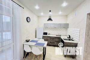 1-к квартира, посуточно, 35м2, 16/25 этаж