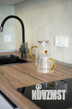 Студия квартира, посуточно, 28м2, 10/17 этаж