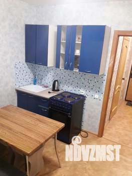 1-к квартира, посуточно, 35м2, 2/19 этаж