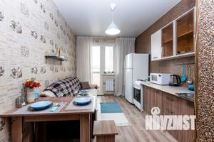 1-к квартира, посуточно, 40м2, 7/25 этаж