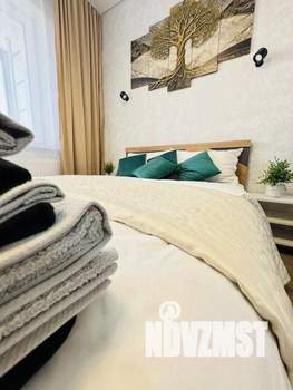 2-к квартира, посуточно, 45м2, 1/1 этаж