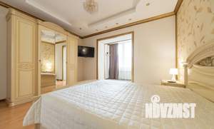 3-к квартира, посуточно, 102м2, 4/9 этаж