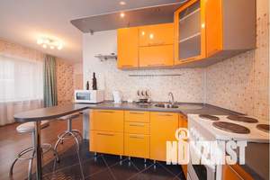 1-к квартира, посуточно, 37м2, 4/4 этаж