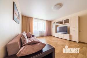 3-к квартира, посуточно, 62м2, 1/1 этаж