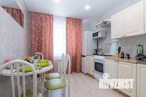 2-к квартира, посуточно, 64м2, 1/1 этаж