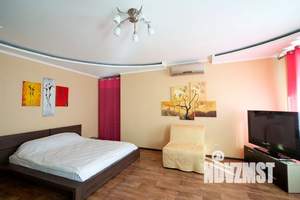 1-к квартира, посуточно, 35м2, 4/5 этаж