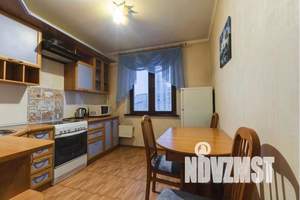 1-к квартира, посуточно, 39м2, 7/10 этаж