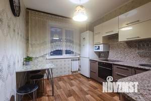 1-к квартира, посуточно, 37м2, 6/10 этаж