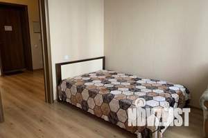 1-к квартира, посуточно, 32м2, 11/16 этаж