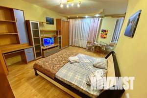 1-к квартира, посуточно, 40м2, 3/5 этаж