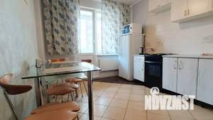 1-к квартира, посуточно, 40м2, 2/10 этаж