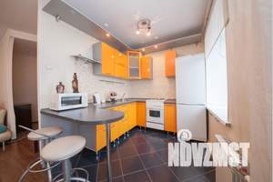 1-к квартира, посуточно, 37м2, 4/4 этаж