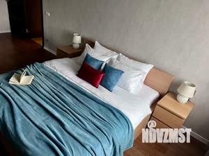 2-к квартира, посуточно, 75м2, 4/10 этаж