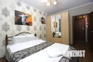 1-к квартира, посуточно, 38м2, 2/10 этаж