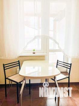 2-к квартира, посуточно, 60м2, 1/1 этаж