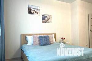 1-к квартира, посуточно, 37м2, 4/25 этаж