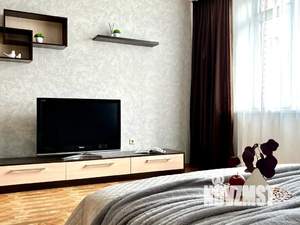 1-к квартира, посуточно, 47м2, 9/10 этаж