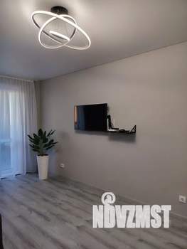 Студия квартира, посуточно, 33м2, 4/18 этаж