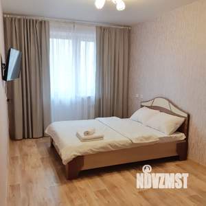 1-к квартира, посуточно, 33м2, 3/7 этаж
