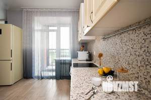 Студия квартира, посуточно, 34м2, 5/25 этаж