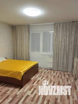 1-к квартира, посуточно, 40м2, 10/10 этаж