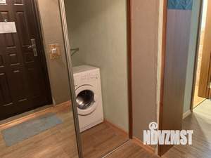 Студия квартира, посуточно, 16м2, 4/10 этаж