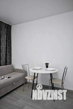 Студия квартира, посуточно, 35м2, 8/17 этаж