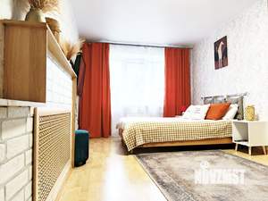 1-к квартира, посуточно, 38м2, 2/4 этаж