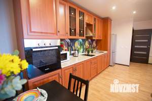 2-к квартира, посуточно, 52м2, 10/23 этаж