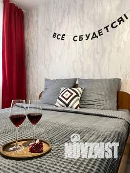 1-к квартира, посуточно, 37м2, 1/18 этаж