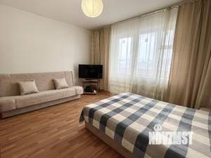 1-к квартира, посуточно, 47м2, 3/10 этаж