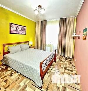 1-к квартира, посуточно, 40м2, 18/24 этаж