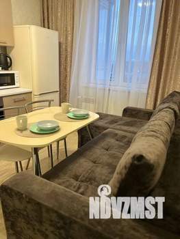 1-к квартира, посуточно, 40м2, 16/25 этаж