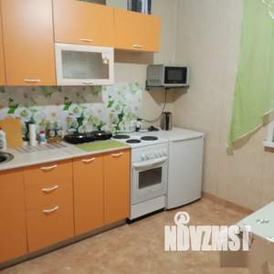 1-к квартира, посуточно, 40м2, 3/17 этаж