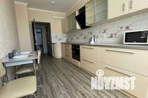 1-к квартира, посуточно, 45м2, 6/20 этаж
