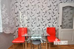 1-к квартира, посуточно, 42м2, 2/10 этаж