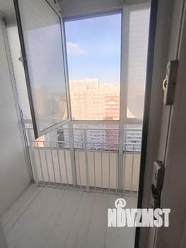 Студия квартира, посуточно, 28м2, 17/18 этаж