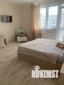 Студия квартира, посуточно, 30м2, 24/25 этаж