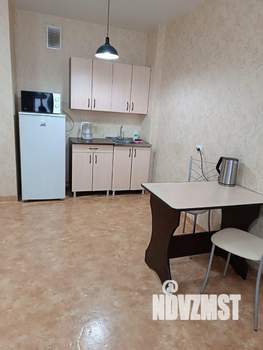 Студия квартира, посуточно, 36м2, 7/17 этаж