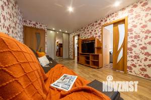 3-к квартира, посуточно, 55м2, 1/1 этаж