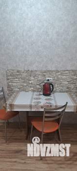 1-к квартира, посуточно, 38м2, 15/25 этаж