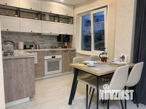 2-к квартира, посуточно, 45м2, 5/5 этаж